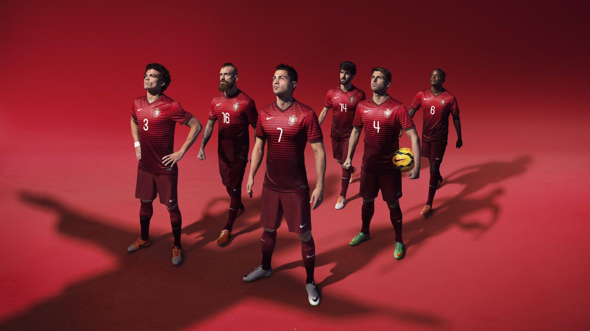 詹姆斯率队逆转取胜,湖人季后赛前景再现曙光