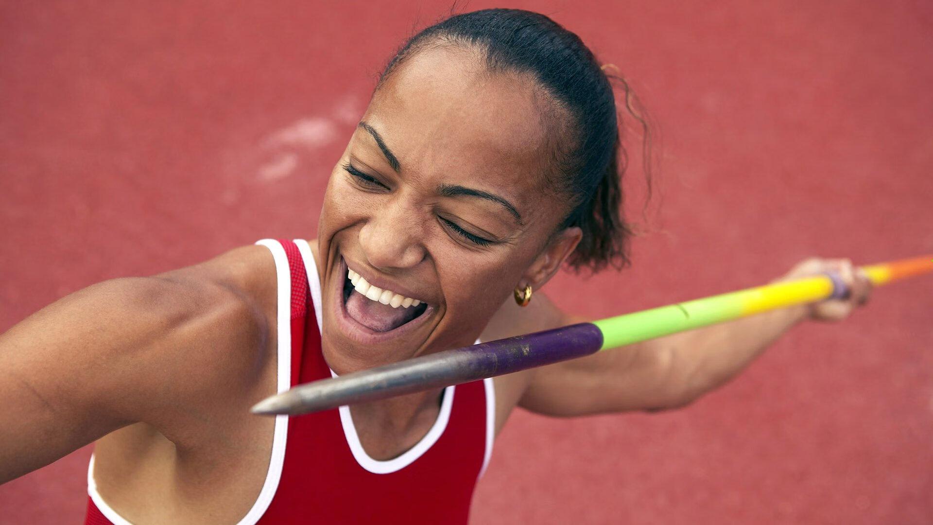 开云app|百米飞人巅峰对决 新星闪耀刷新赛季最佳