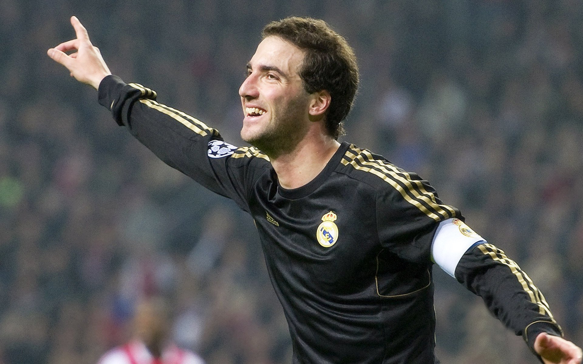 王者荣耀世界冠军杯落幕，中国战队斩获总冠军，电竞热潮再掀新高