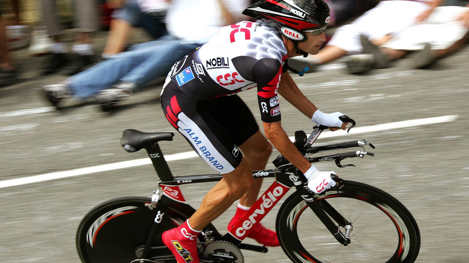 中超联赛激战正酣，争冠保级悬念迭起|开云入口